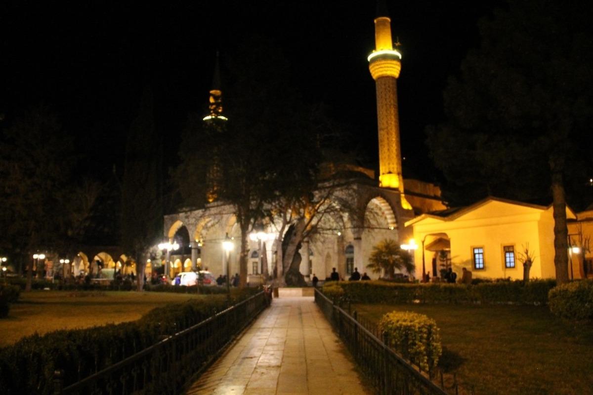 Regaip Kandili&rsquo;nde camiler dolup taştı