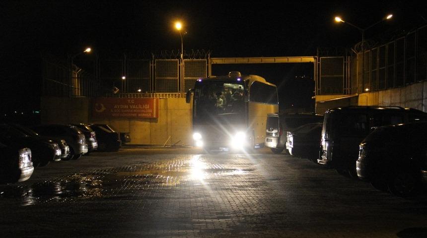 Aydın Göç İdaresi'nde kalan mülteciler salıverildi