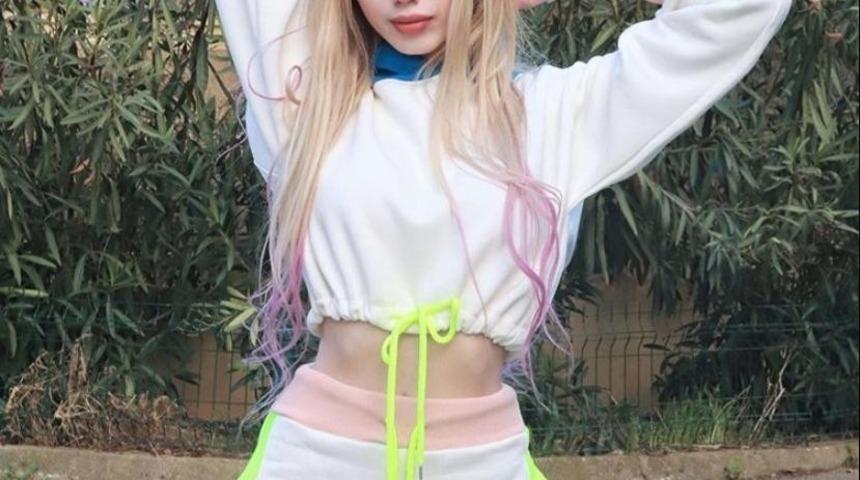 &Ouml;zg&uuml;r Balakar 1 milyon takip&ccedil;iye ulaştı