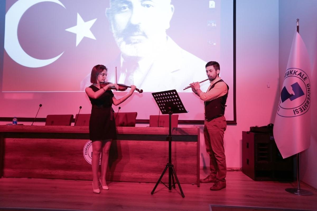 &rsquo;Mehmet Akif Ersoy&rsquo;un Fikir D&uuml;nyası&rsquo;