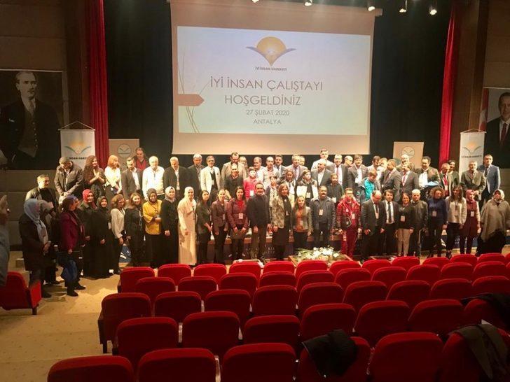 İyi İnsan Hareketi Çalıştayı yapıldı G3