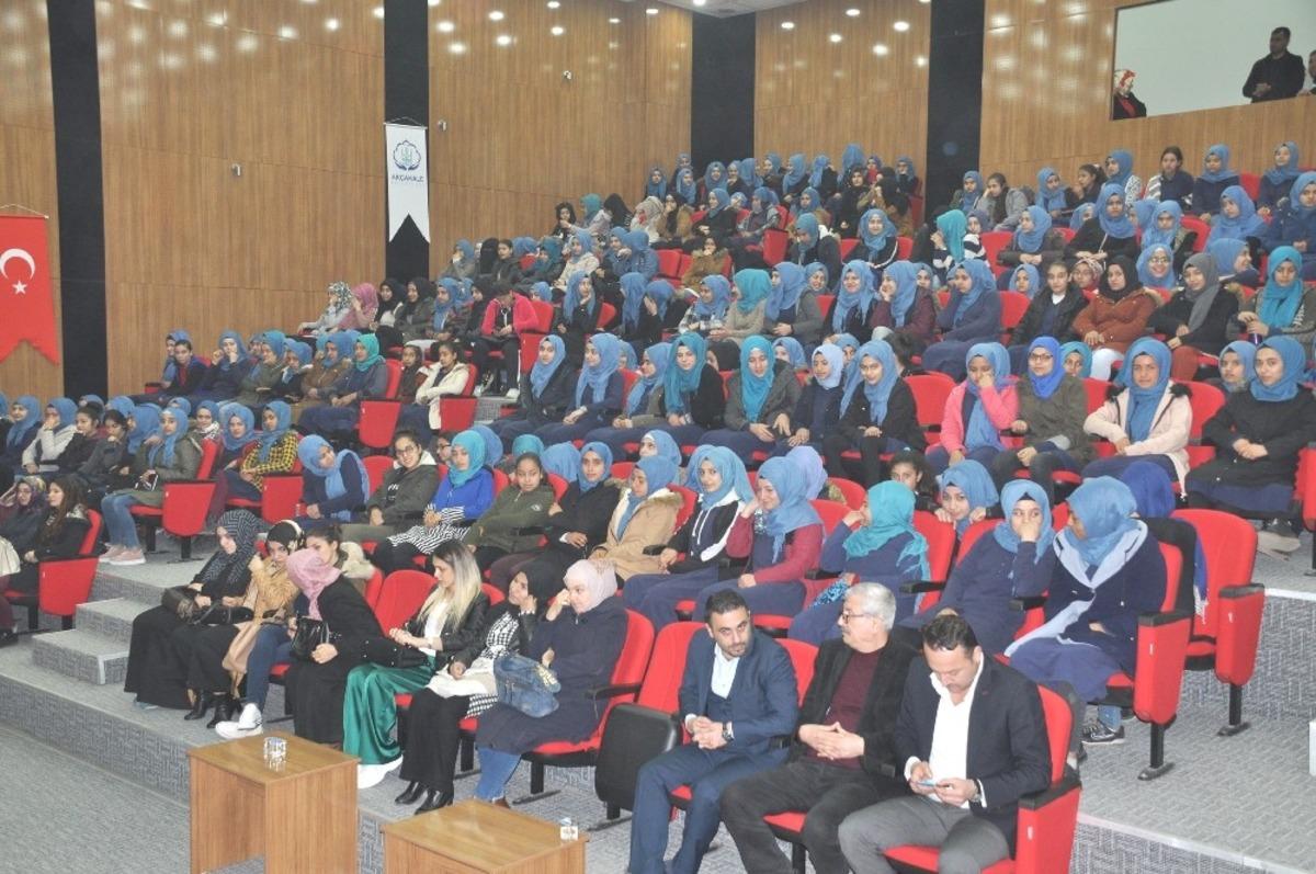 Ak&ccedil;akale&rsquo;de hızlı okuma ve anlama etkinliği