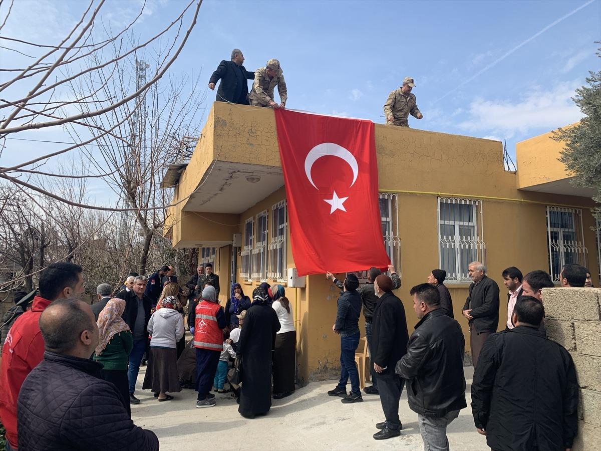 İdlib'de şehit olan Uzman Onbaşı Mehmet Orhan'ın ailesine acı haber verildi