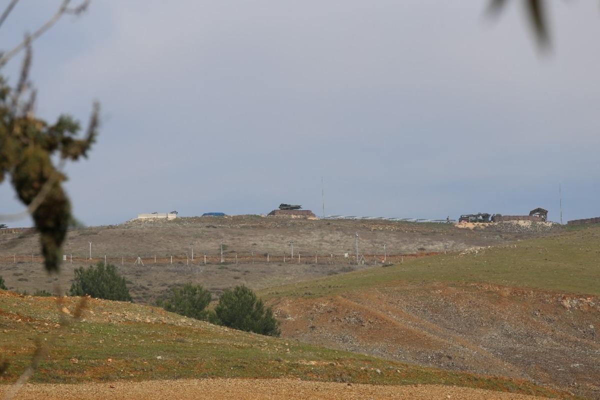 Hatay&rsquo;da f&uuml;zelerin y&ouml;n&uuml; Suriye&rsquo;ye &ccedil;evrildi! &Ccedil;arpıcı fotoğraflar