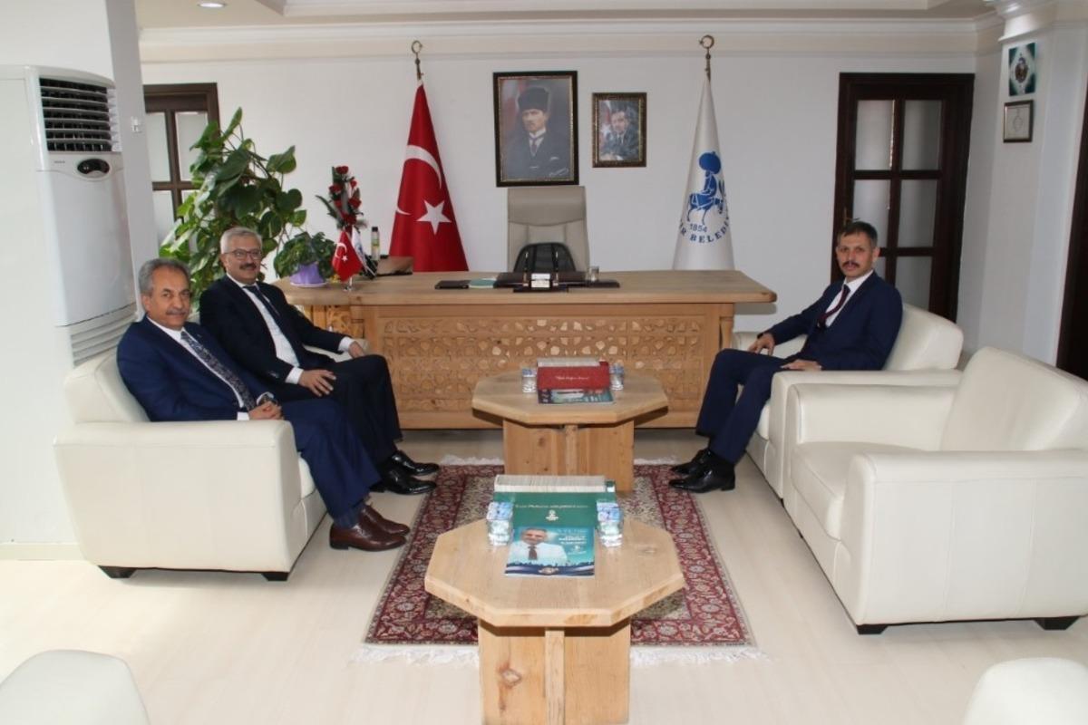 Başsavcı Solmaz ve Adalet Komisyonu Başkanı Ay&rsquo;dan Başkan Akkaya&rsquo;ya ziyaret