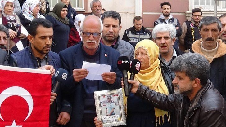 HDP önünde evlat nöbeti tutan aileler Esed’in fotoğrafını yaktı G4