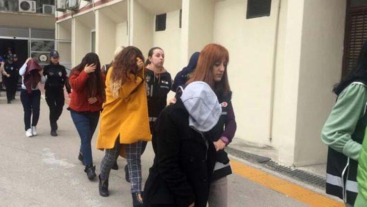 408 kişiyi dolandırmışlar! Ortaya çıkan notlar şoke etti G4