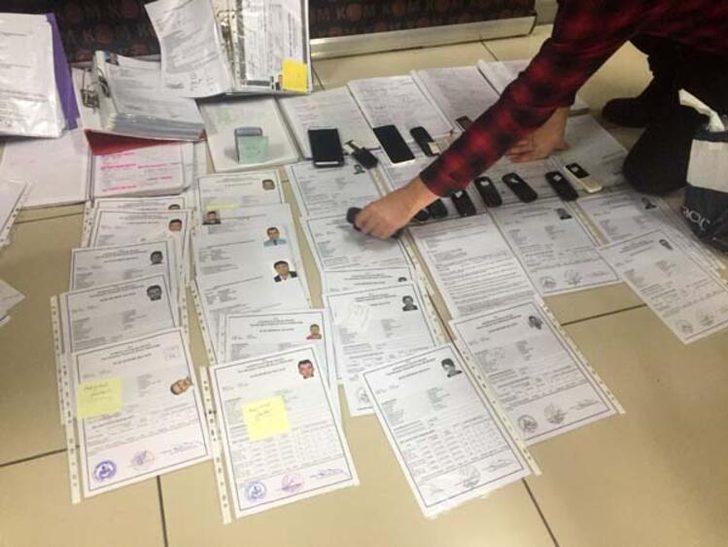 408 kişiyi dolandırmışlar! Ortaya çıkan notlar şoke etti G1