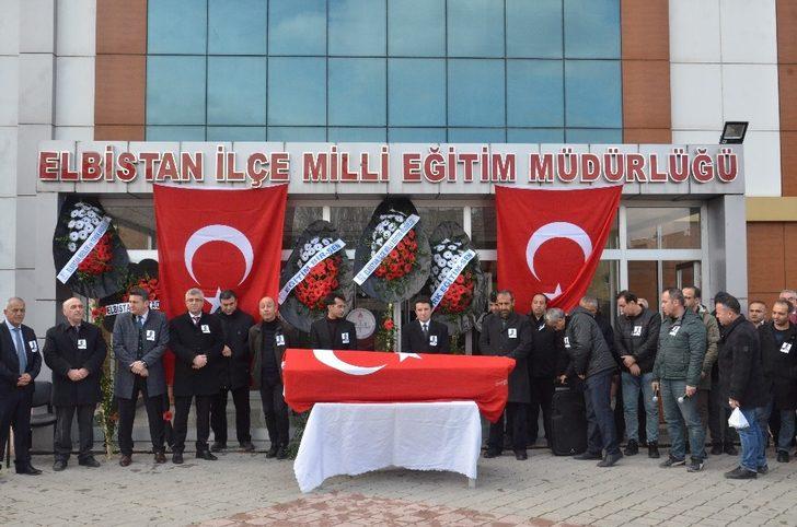 Kalp krizi sonucu hayatını kaybeden öğretmene hüzünlü veda G1