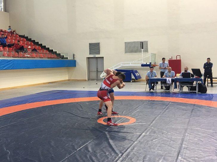 Gençlik ve Spor Hizmetleri İl Müdürü Murat Eskici: “Vatansever sporcular ve idareciler sayesinde, milletimizin sırtı yere gelmeyecek” G5