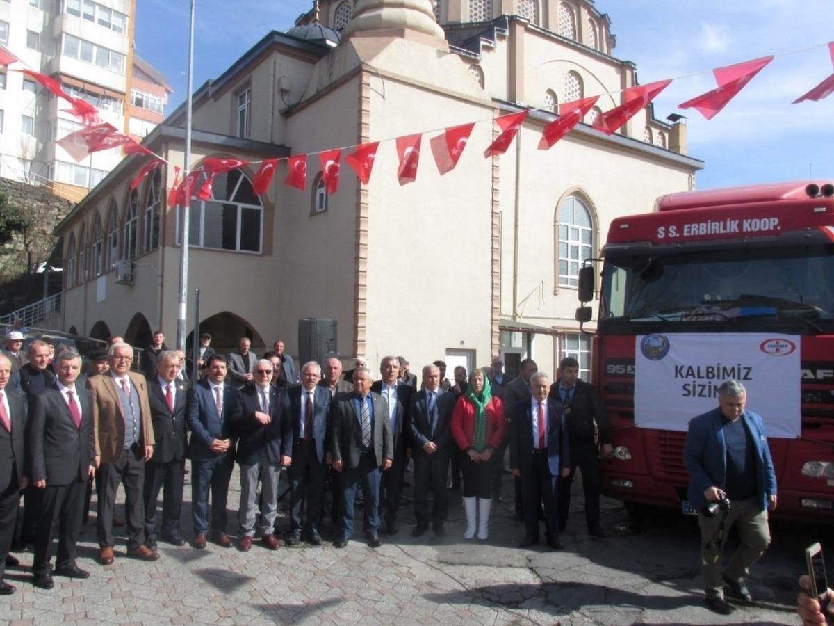 2 tır dolusu yardım deprem b&ouml;lgesine g&ouml;nderildi