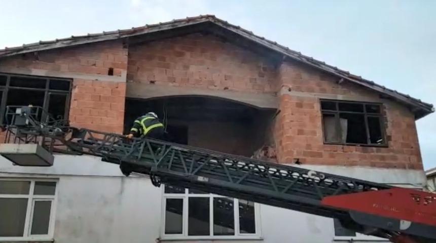 Tekirdağ&rsquo;da metruk binada yangın