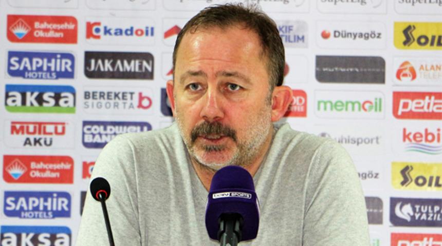 Sergen Yalçın: Gol atamıyoruz ama pozisyona giriyoruz