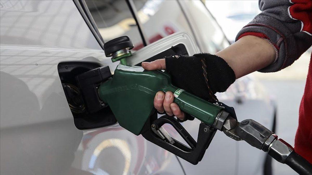 Benzin, motorin ve LPG'den alınan ÖTV'ye yüzde 189'a varan zam! - Finans haberlerinin doğru adresi - Mynet Finans Haber
