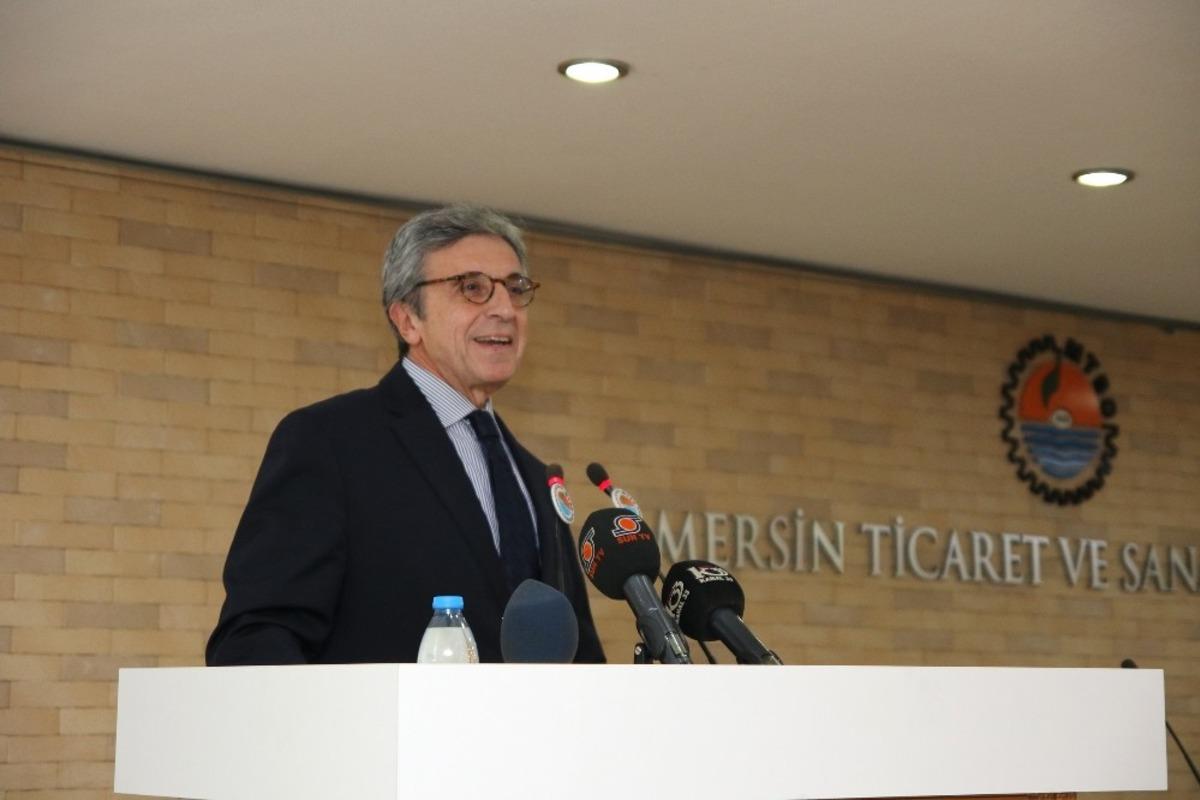 &Ouml;zince: &ldquo;Ticaret her kapıyı a&ccedil;an anahtardır&rdquo;