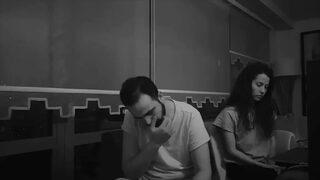 Derya Uluğ ile Asil Gök'ten Mehmetçiğe şarkı...