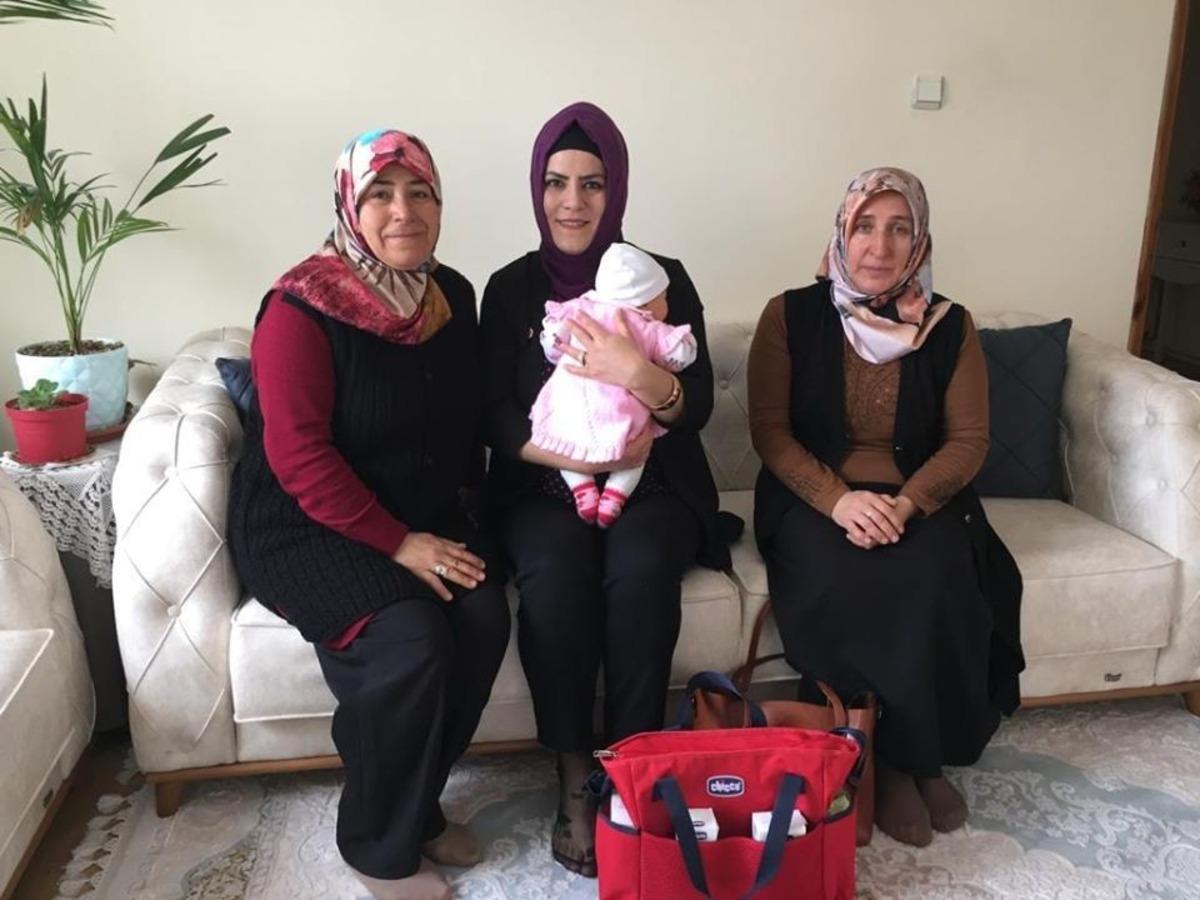 Belediyeden &rsquo;Hoş geldin bebek&rsquo; ziyaretleri
