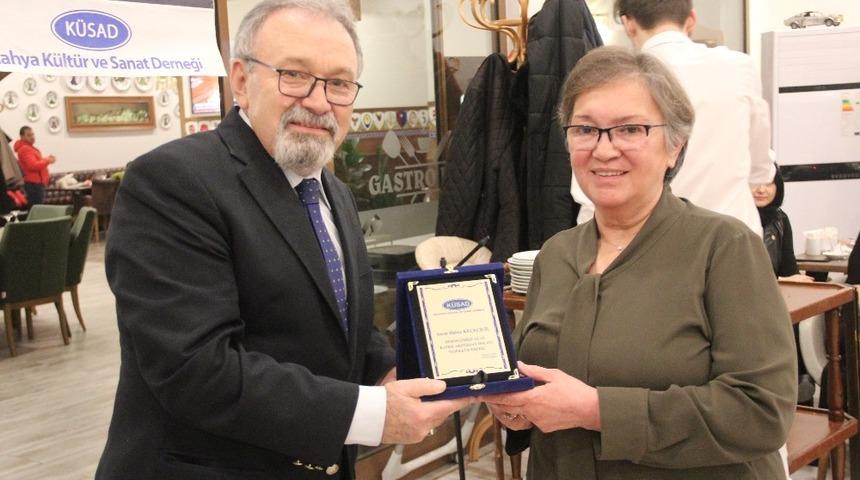 K&Uuml;SAD, başarılı &uuml;yelerini &ouml;d&uuml;llendirdi