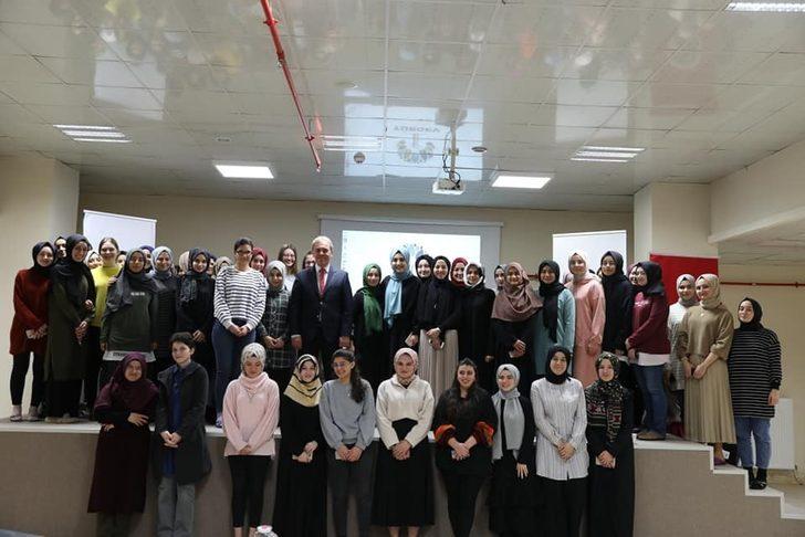 TÜRGEV’de konferans G1