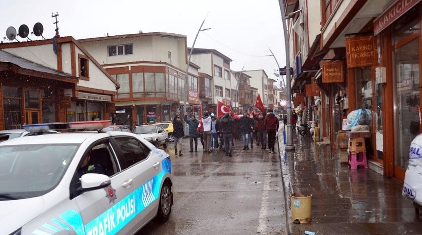 Pasinler İdlib Şehitleri için yürüdü