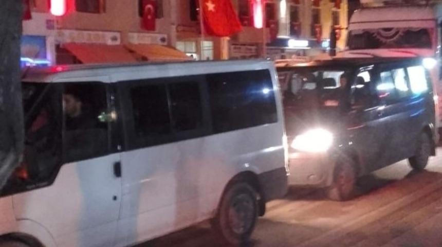 &Ccedil;ifteler &lsquo;de İdlib şehitleri i&ccedil;in konvoy oluşturuldu