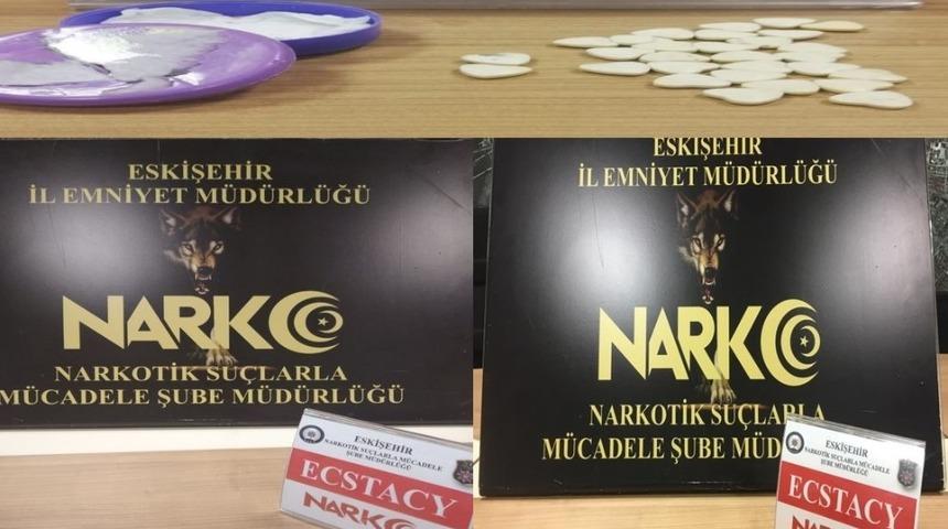 Narkotik su&ccedil;lular tutuklandı