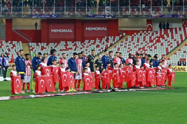 ÖZET | Antalyaspor - Fenerbahçe maç sonucu: 2-2 G1