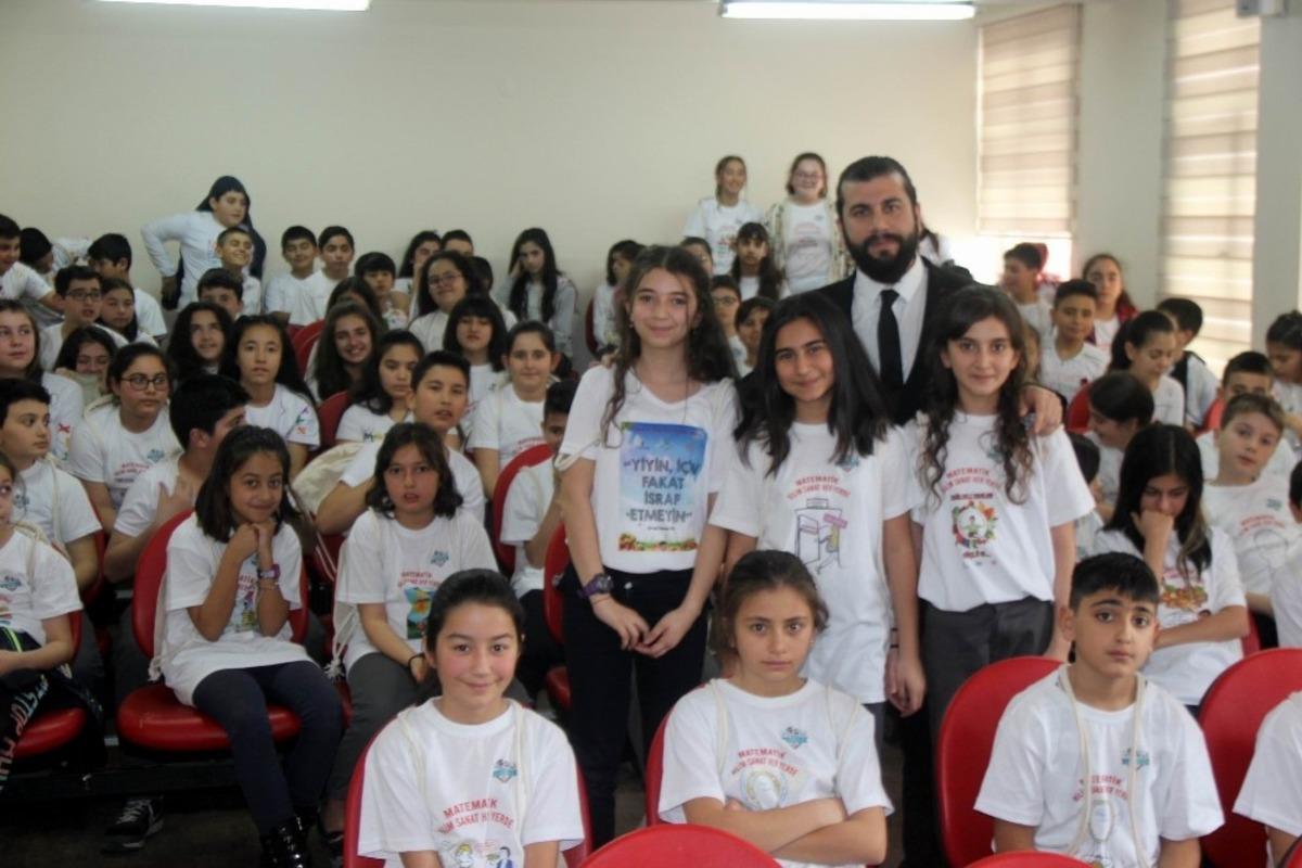 &Ouml;ğrenciler eğlenirken &ouml;ğreniyor &ouml;ğrenirken eğleniyor