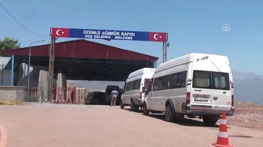 Irak'a a&ccedil;ılan &Uuml;z&uuml;ml&uuml; G&uuml;mr&uuml;k Kapısı, giriş- &ccedil;ıkışlara kapatıldı