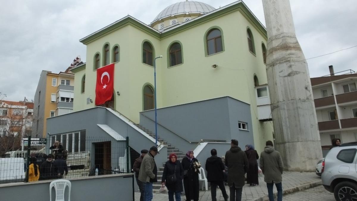 Mehmet Kocaatlı Cami ibadete a&ccedil;ıldı