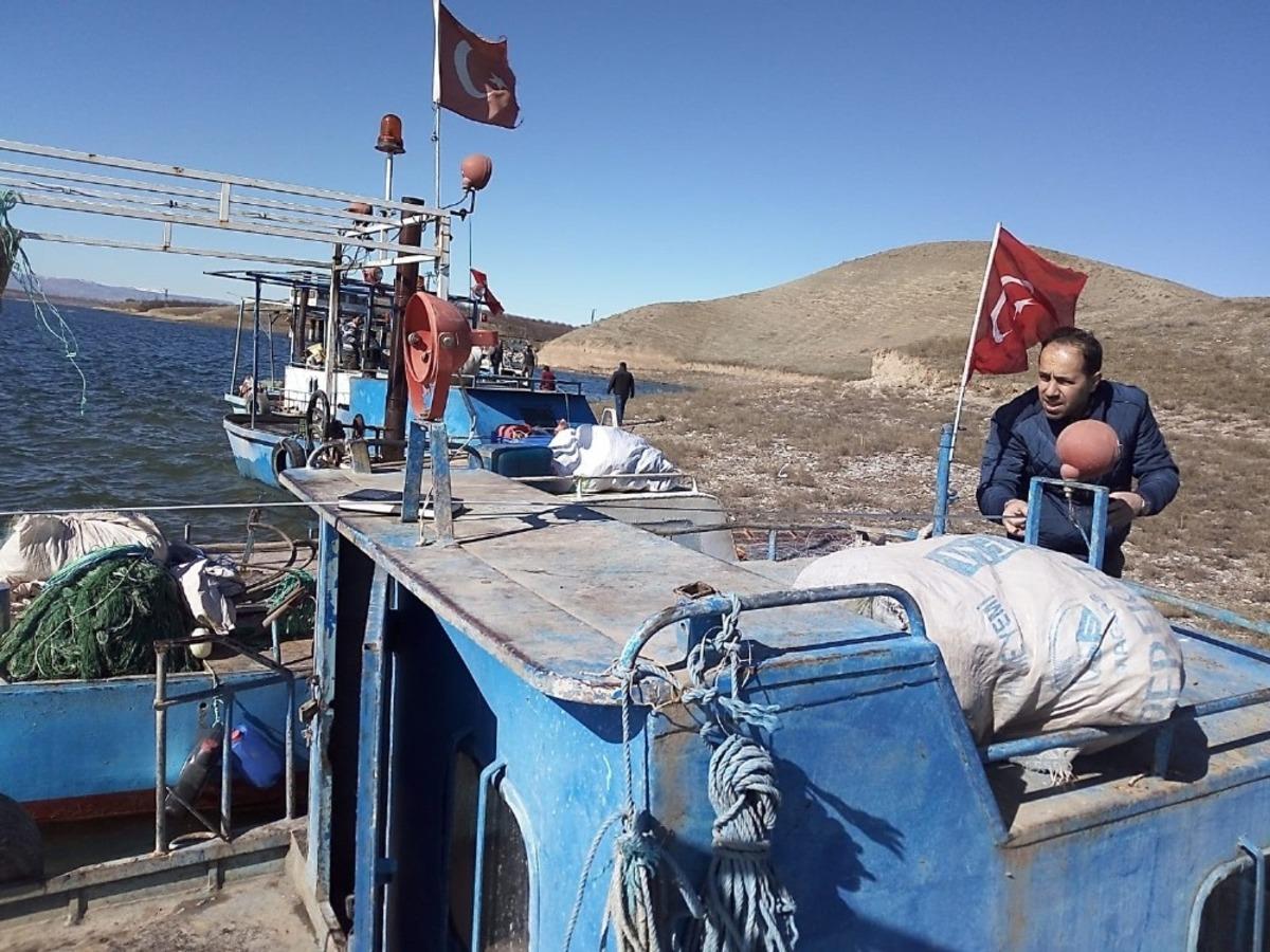 Balık&ccedil;ı teknelerine denetim