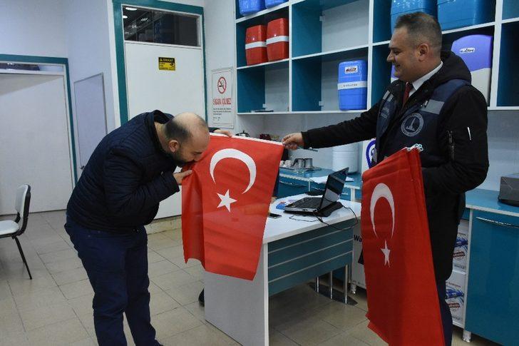 Şahinbey Türk bayraklarıyla donatıldı G4