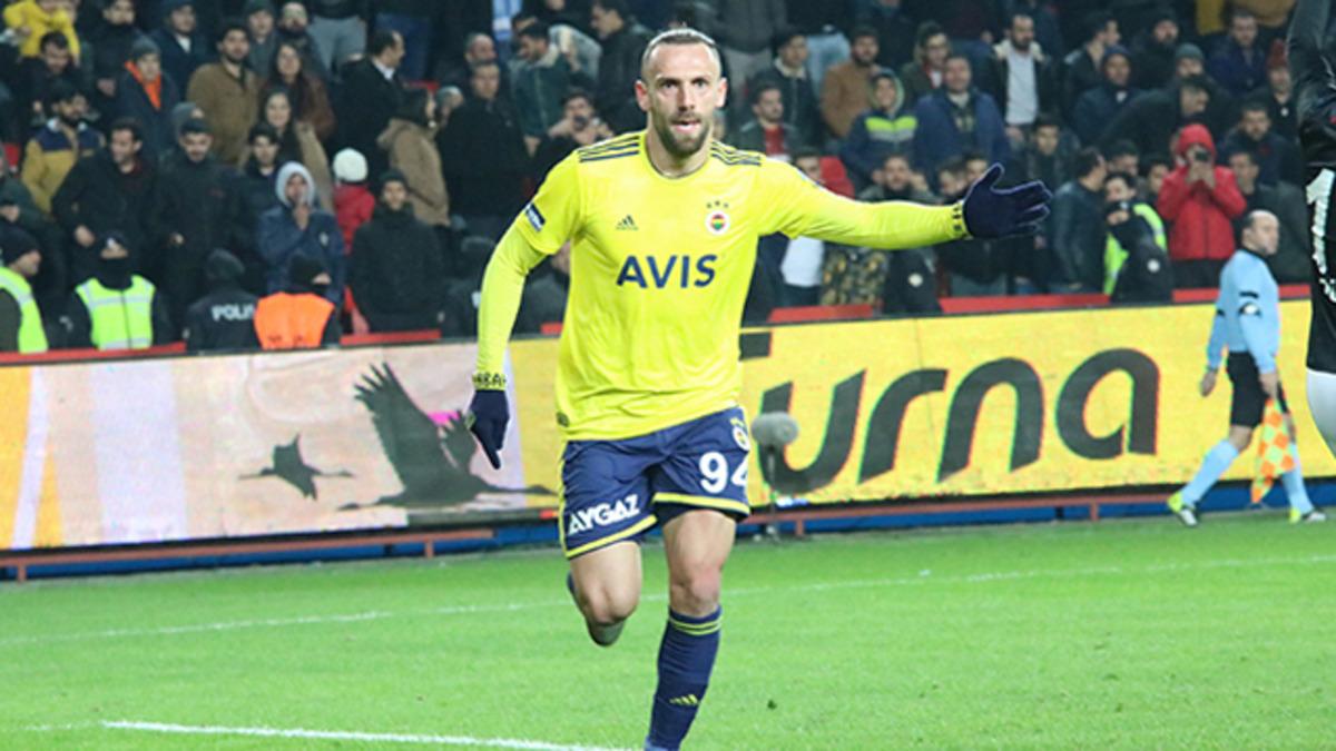Fenerbah&ccedil;e'de bu sezon bir ilk! Vedat Muriqi ger&ccedil;eği