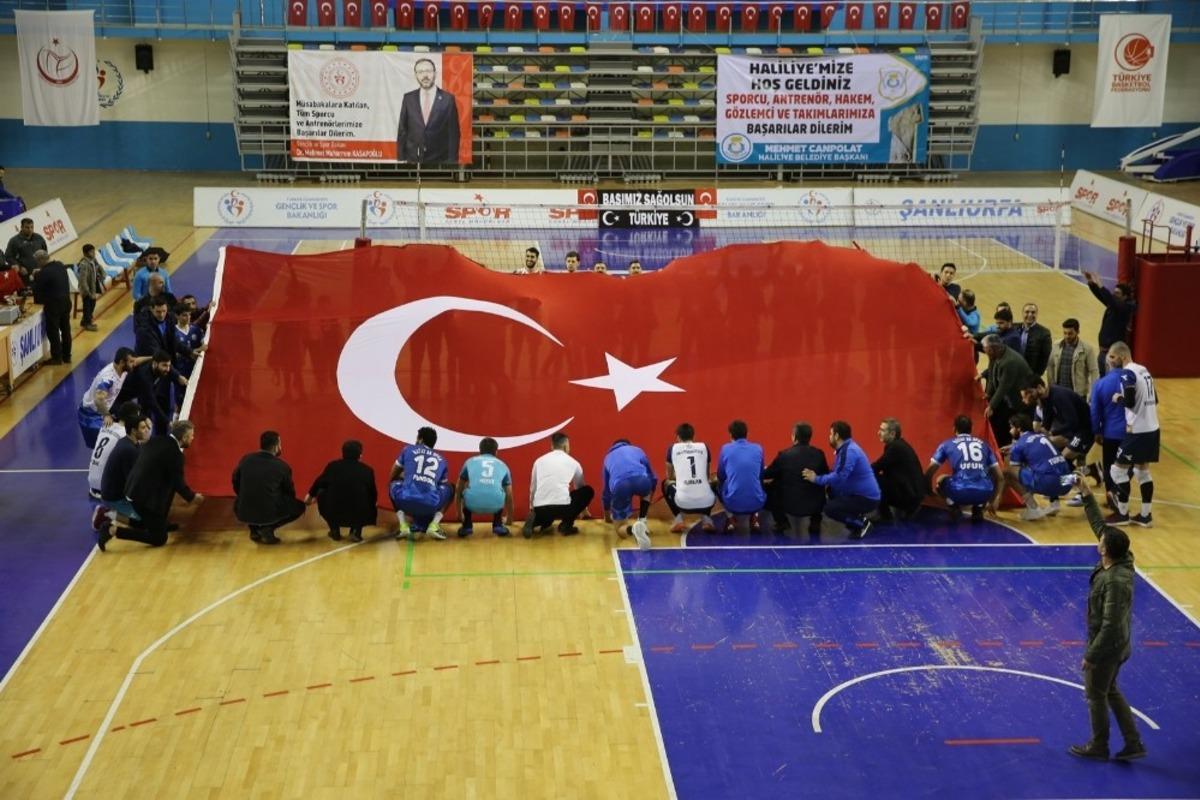 Haliliye Belediyespor&rsquo;dan kahraman T&uuml;rk Ordusu&rsquo;na selam