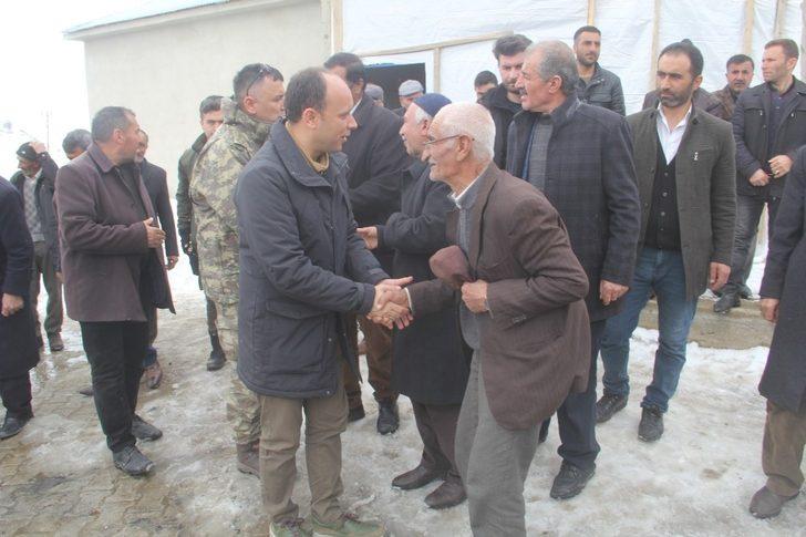 Depremden etkilenen mahallelere ‘geçmiş olsun’ ziyareti G3