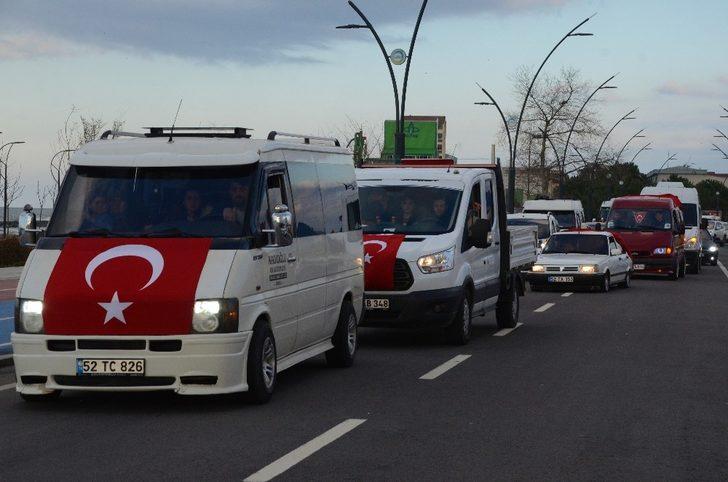Şehitler için saygı konvoyu G3