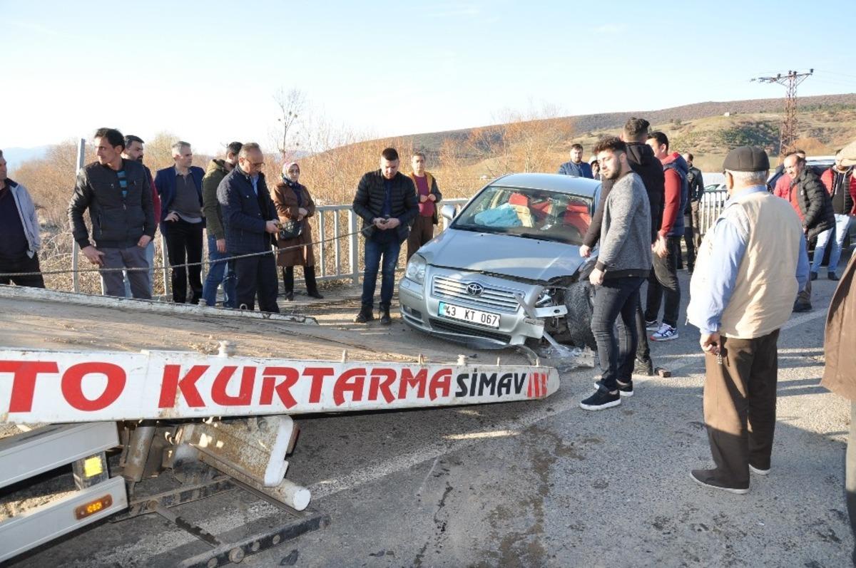 Simav&rsquo;da trafik kazası: 6 yaralı