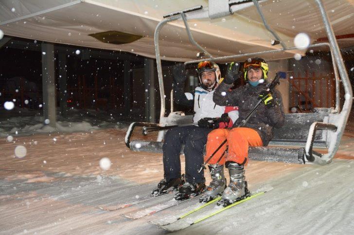 Sarıkamış’ta gece kayağı G1