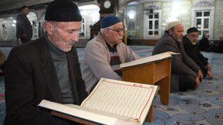 Tüm camilerde 'Bahar Kalkanı Harekatı' için Fetih Suresi