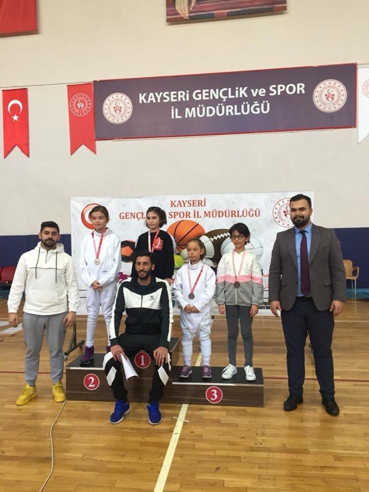 Okul Sporları Eskrim Müsabakaları Tamamlandı G3
