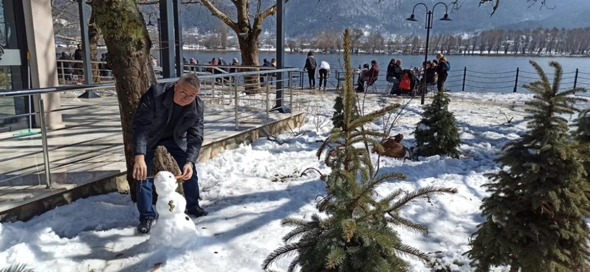 İzmirliler kara doydu