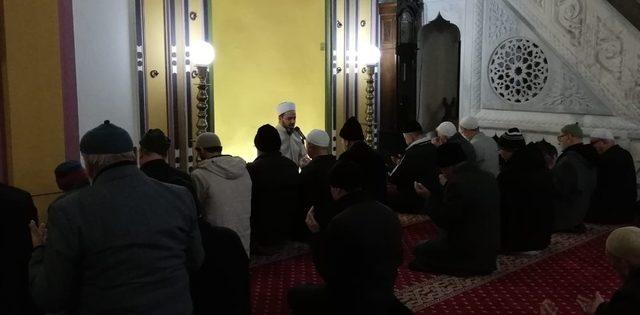 Aydın’da seher vakti eller  ‘Bahar Kalkanı Harekatı’ için semaya kalktı