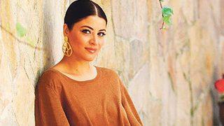 Zara yeni imajıyla dikkat çekti!