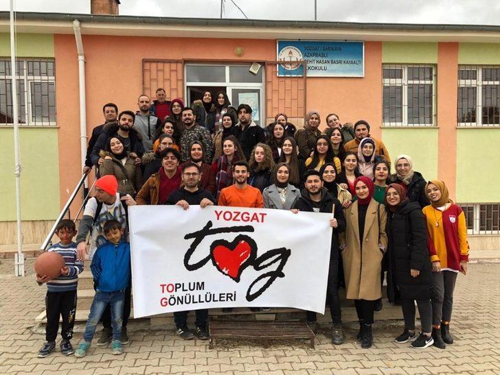 El ele verdiler köy okulunu renklendirdiler G1