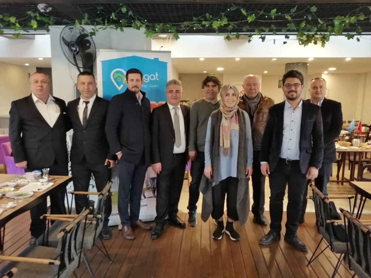 Salihlili emlak&ccedil;ılardan birliktelik vurgusu