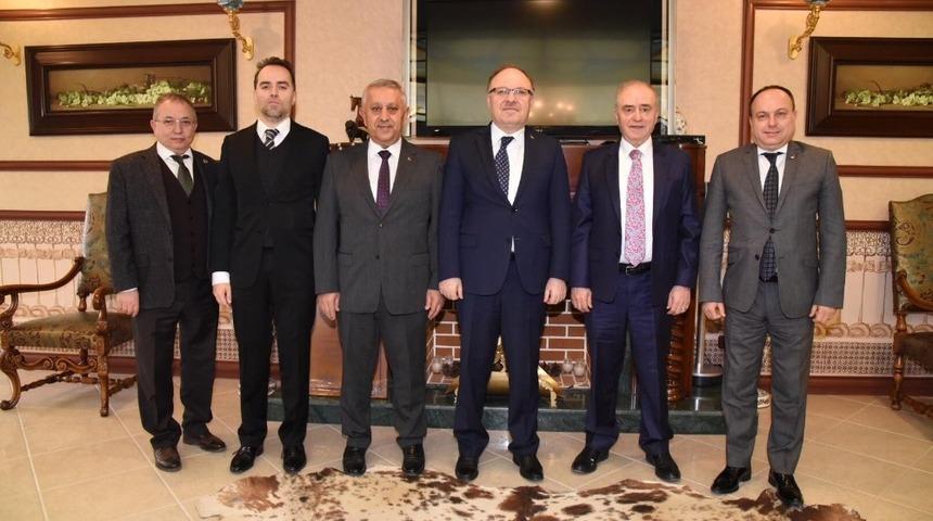 Afyonkarahisar protokol&uuml;nden İsmet G&uuml;ral&rsquo;a ziyaret