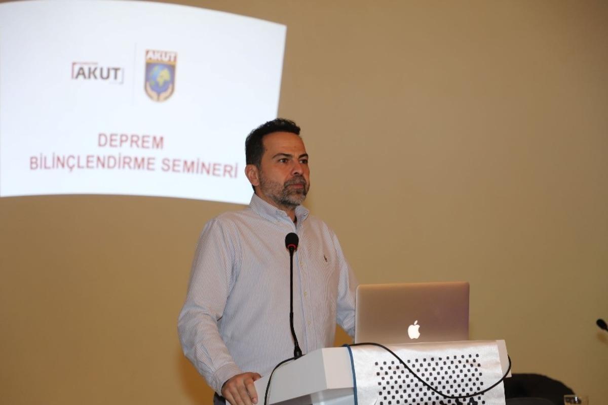 Nasuh Mahruki&rsquo;den Turgutlu&rsquo;da afetlere hazırlık konferansı