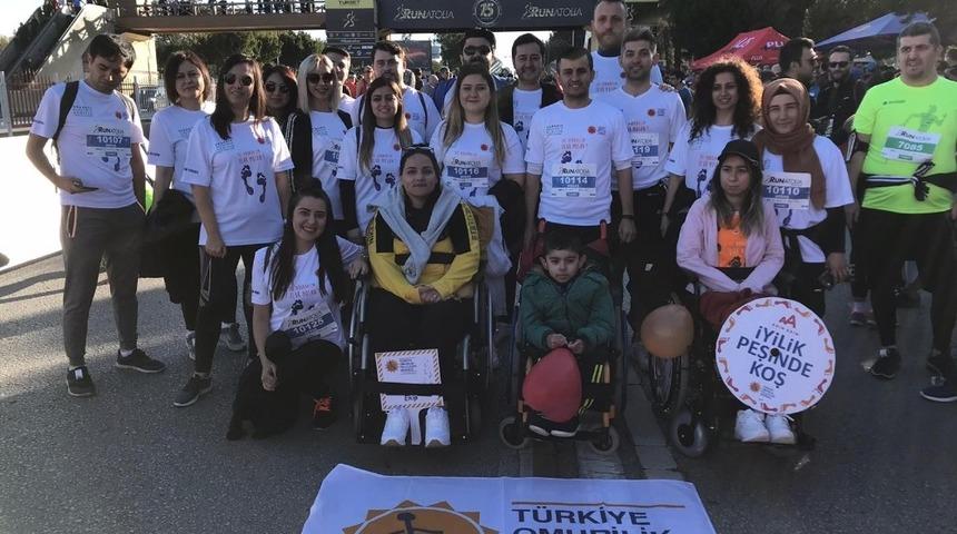 AEDAŞ &ccedil;alışanları, omurilik fel&ccedil;lileri i&ccedil;in koştu