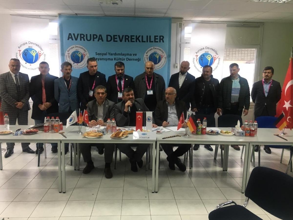 Başkan Bozkurt, "Nerede Devrekli varsa emrindeyim"