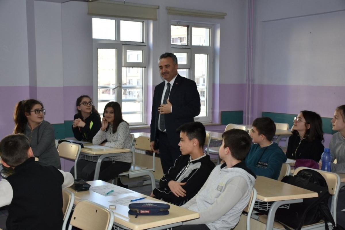 İl Milli Eğitim M&uuml;d&uuml;r&uuml; &Ccedil;elik&rsquo;ten Boz&uuml;y&uuml;k İl&ccedil;e Milli Eğitim M&uuml;d&uuml;rl&uuml;ğ&uuml;n&uuml; ziyaret